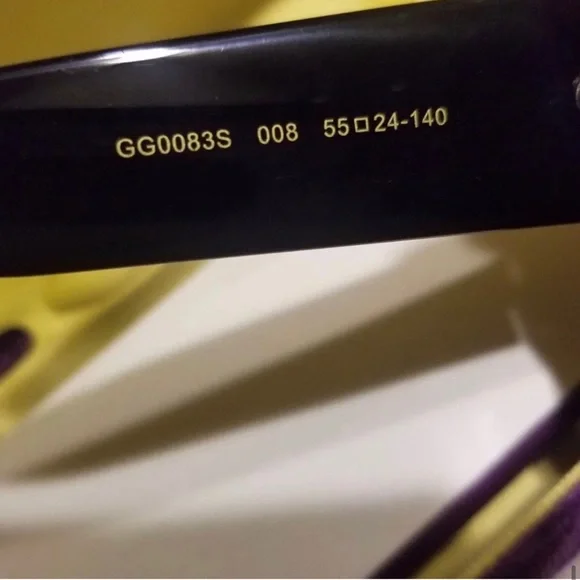 GUCCI OVERSIZED SQUARE SUNGLASSES NWOT - Picture 9 of 11